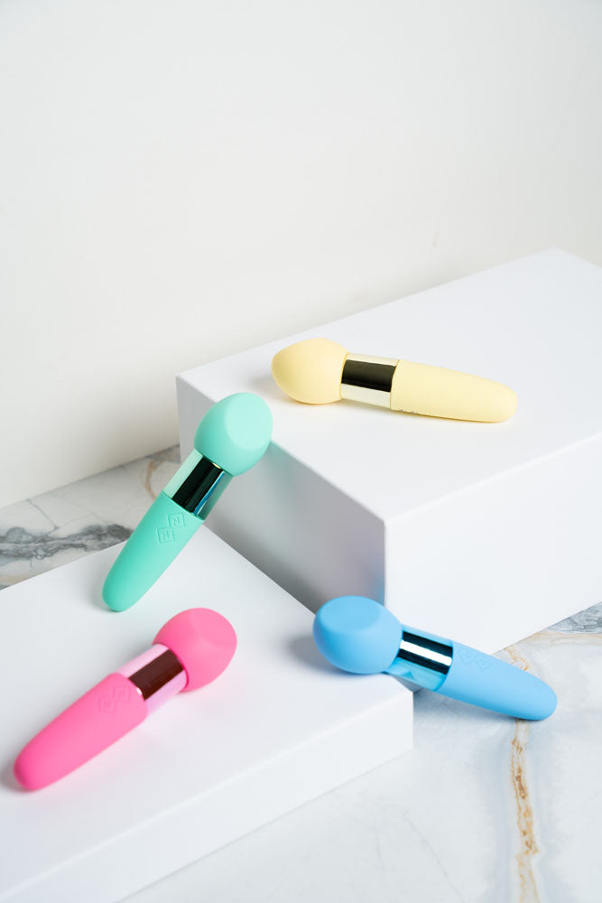 RINA DISPLAY Includes 8 Pieces (2 Each Color)