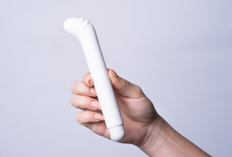 MISTY 10-Function G-Spot Rechargeable Vibrator