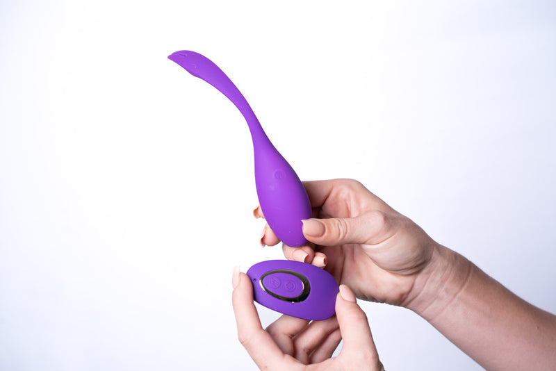 SYRENE Remote Control  Luxury USB Rechargeable Bullet Vibrator